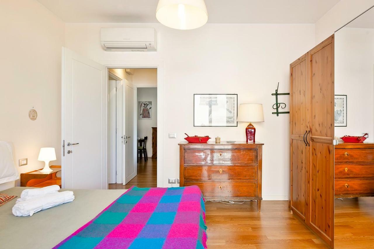 Flat In The Heart Of Pisa Apartment Exterior photo